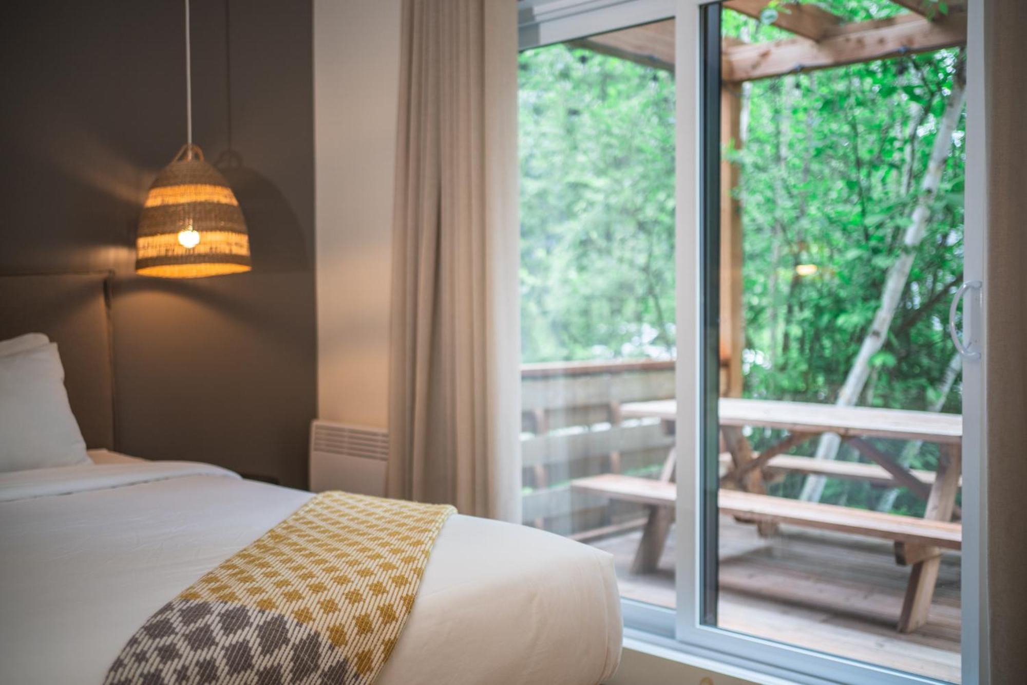 Suites Du Lac Moore Mont-Tremblant Exterior foto