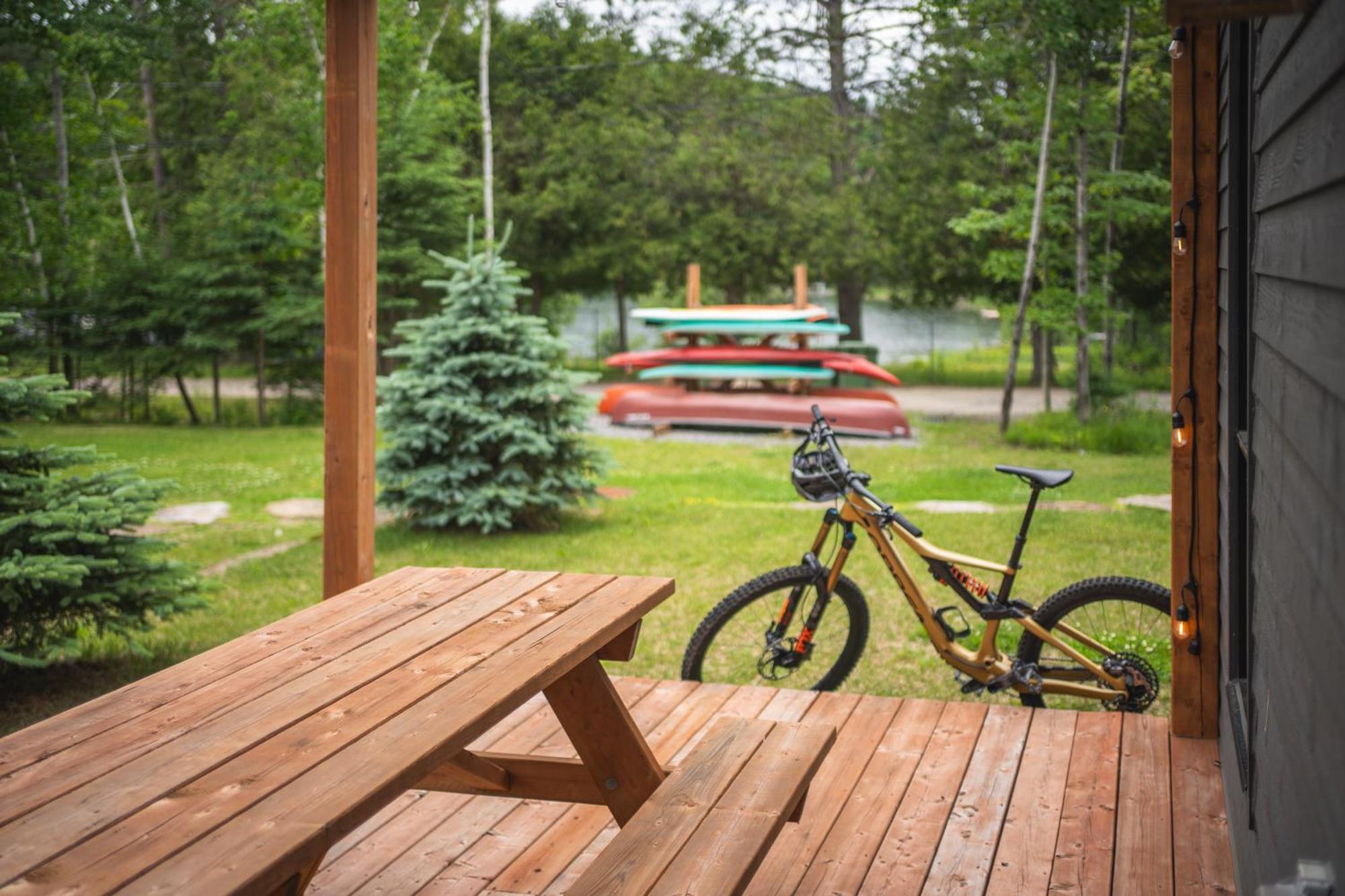 Suites Du Lac Moore Mont-Tremblant Exterior foto